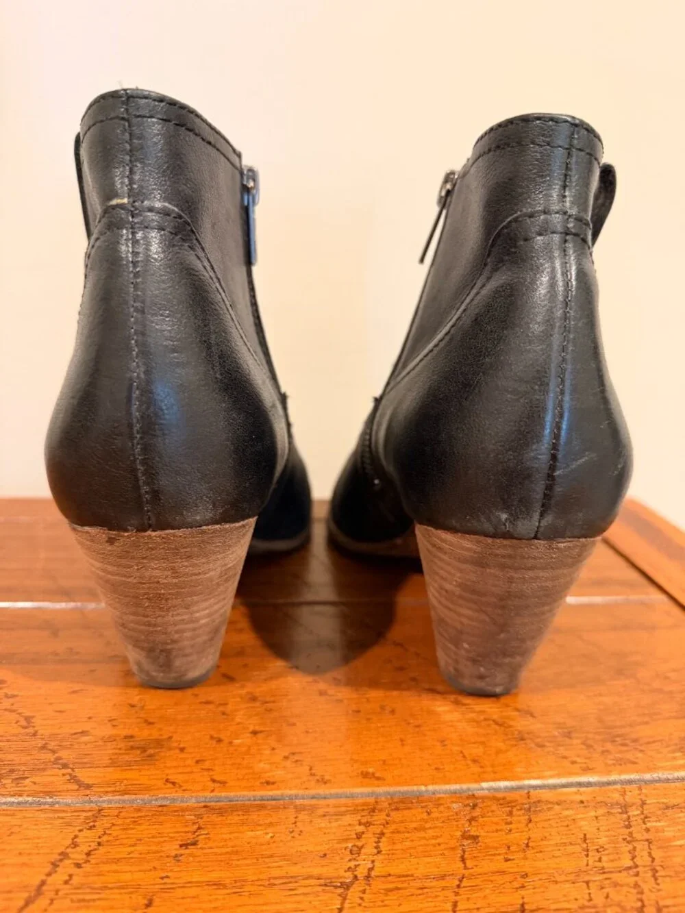Frye Reina Women's Western Ankle Bootie Size 8.5 M Black Leather